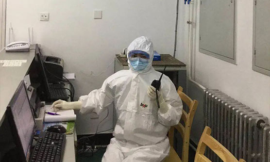 同心戰(zhàn)“疫” | 17年里，她三穿隔離衣沖在戰(zhàn)疫一線！